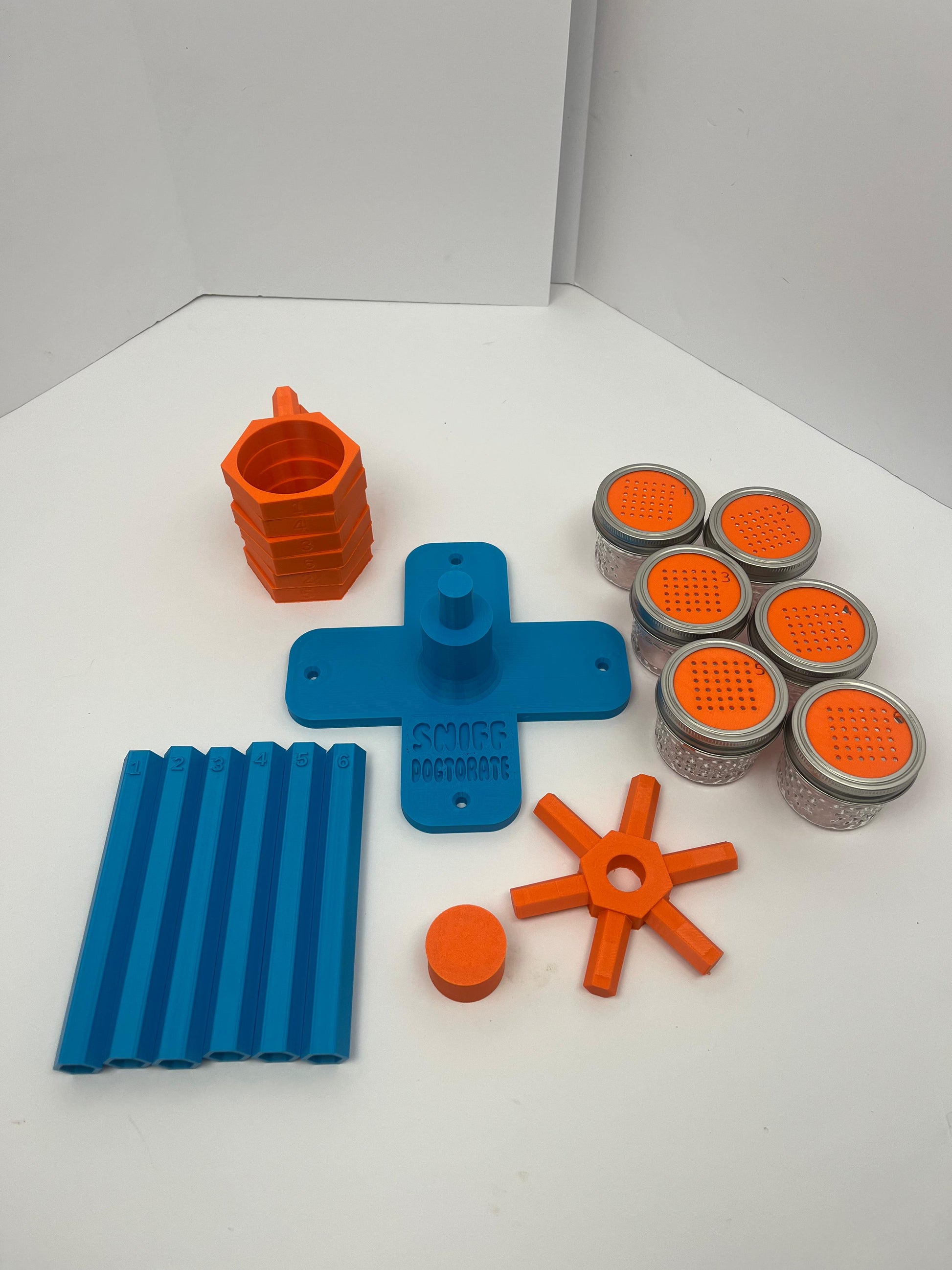 Orange and cyan scent wheel