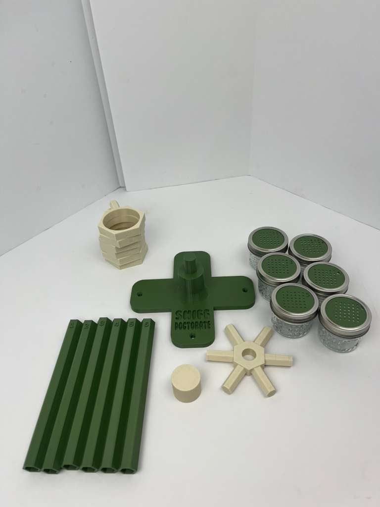 Forest green and bone white scent wheel