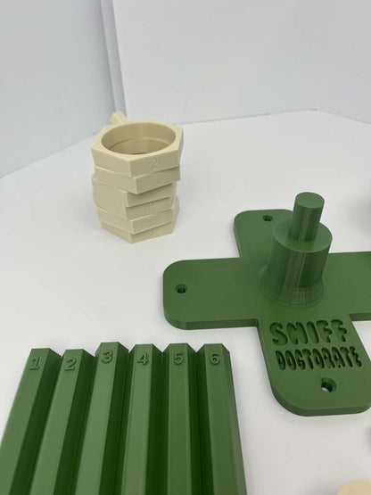 Forest green and bone white scent wheel